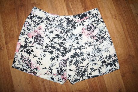 Farebné kraťasy, amisu,40