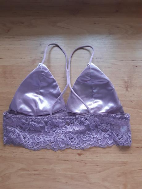 Saténová podprsenka, 70a