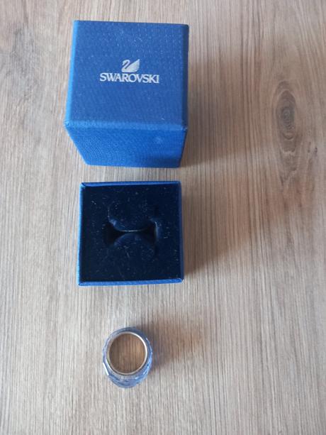 Swarovski prsten, swarovski