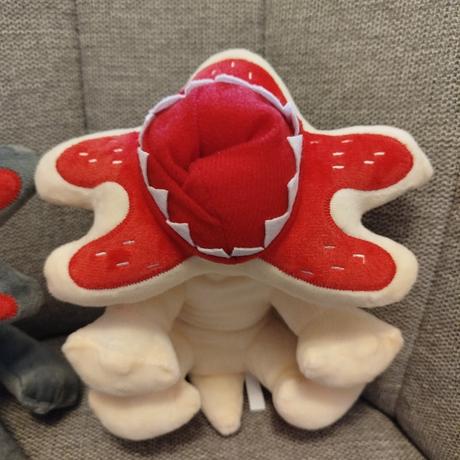 Plyšový demogorgon a demodog, 