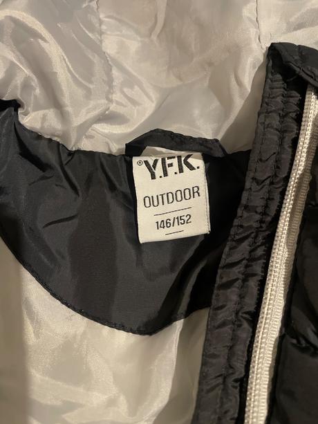 Detská vetrovka, 146