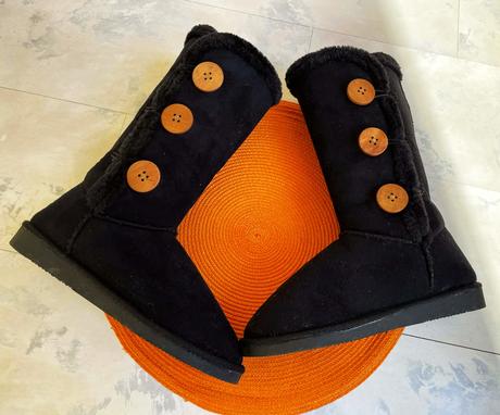 Teplé buttonky s kožušinkou, 37