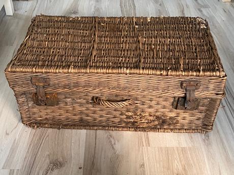 Krásny starý retro úložný zberateľský kôš kufor, 