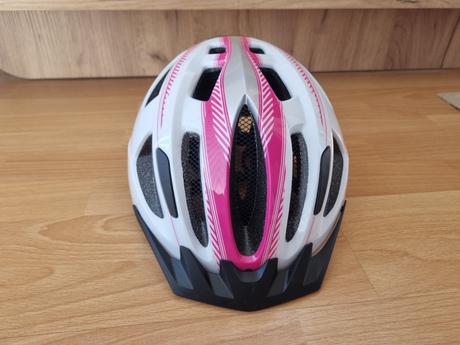 Dámska / dievčenská cyklistická prilba - nová, m