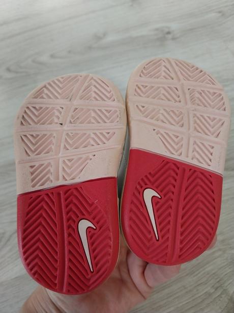 Babatkovske, nike,18