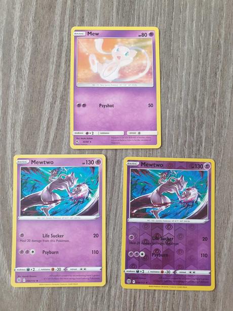 Pokemon karty mew a mewtwo,
