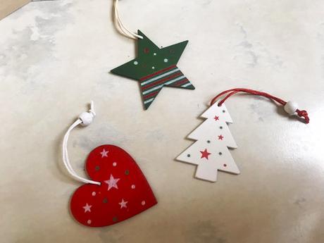 Drevené naturálne ozdoby 36 ks,