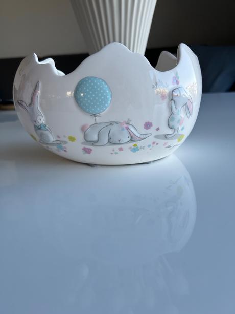 Veľkonočná miska so zajačikmi,