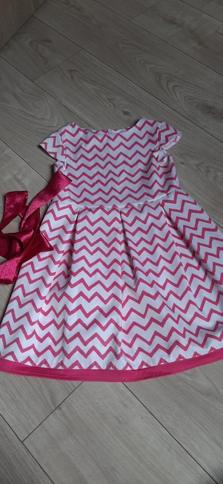 Spoločenské saty, 122