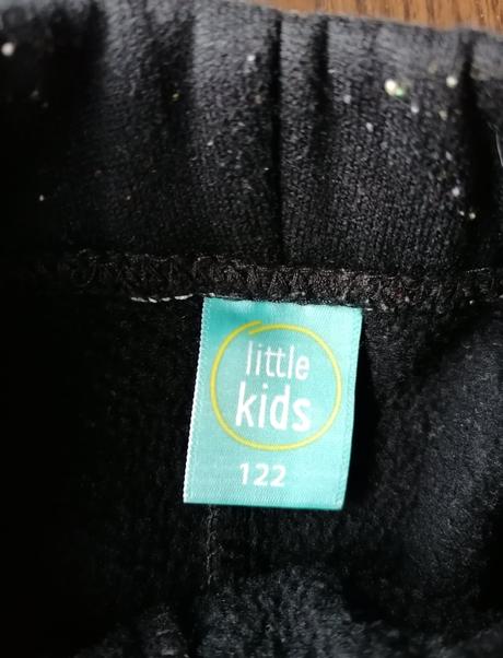 Čierne teplaciky, 122