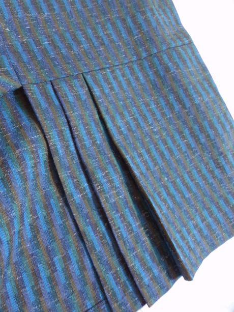 Zaujímavá sukňa, s