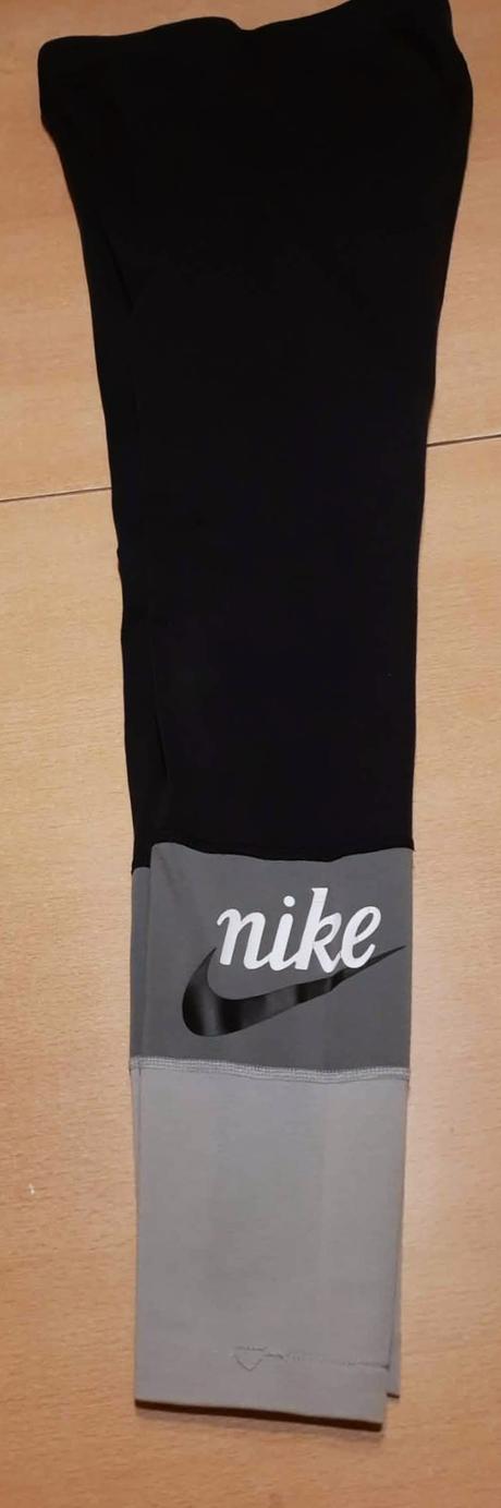 Predám športové legíny nike veľ.s, nike,s