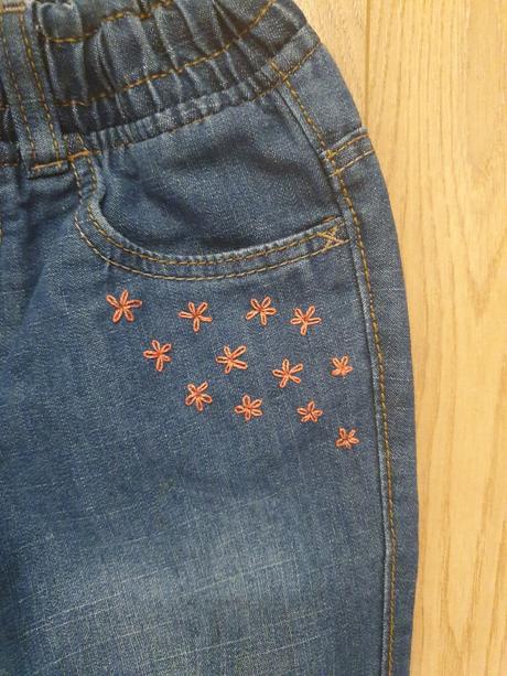 Rifle s vysivkou, palomino,104