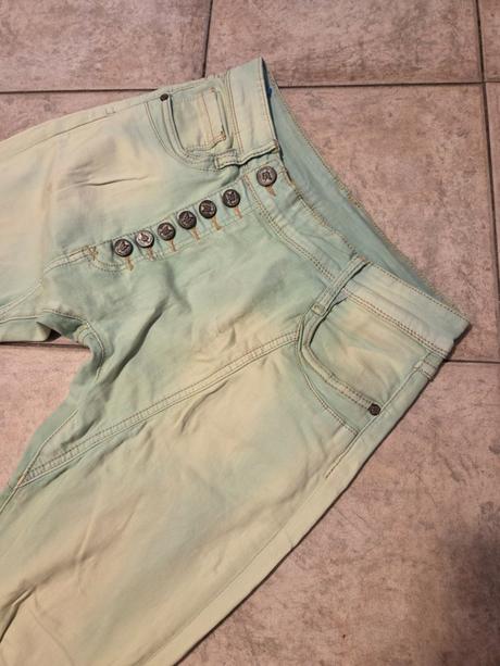 Boyfriend mierne pudlove, s