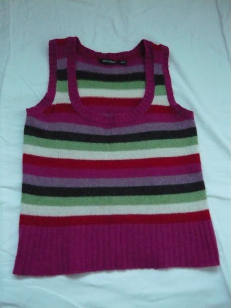 Pásikovaná vesta, atmosphere,36