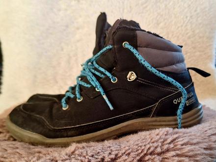 Zimne turisticke topanky, quechua,38