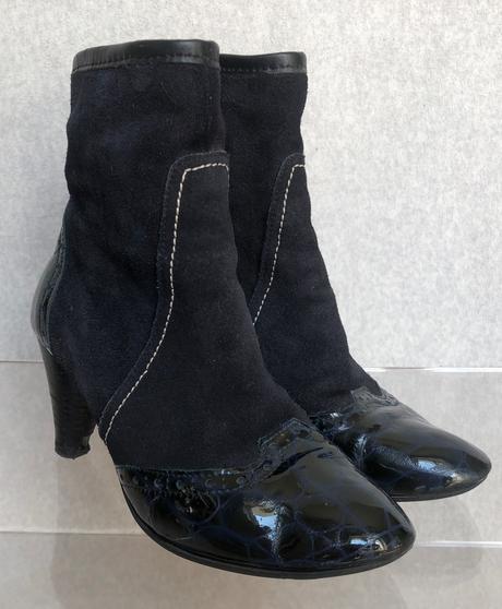 Tmavomodré kožené čižmičky, 36