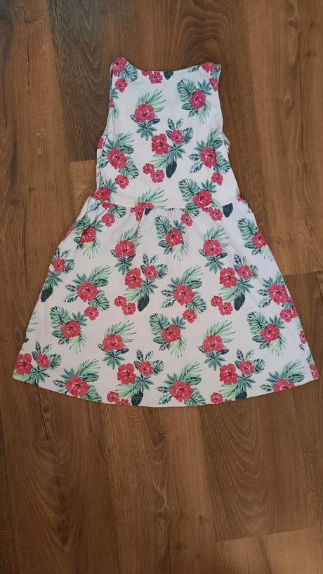 Letné šaty, 134