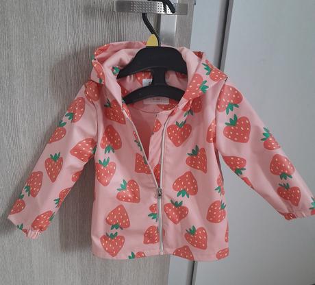 Pekna nová vetrovka bez visačky, 80