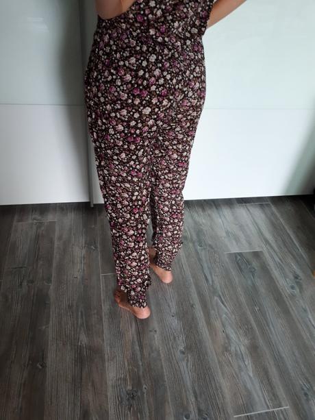 Kvetinkový overal, s