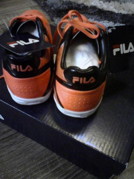 Malo nosene halovky, fila,28