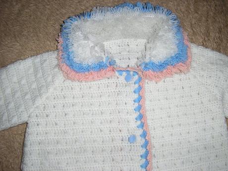 1058 biely kabátik, dlhý sveter, 86