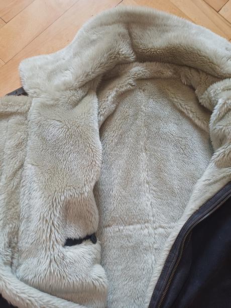 Kožená zateplena bunda, 50