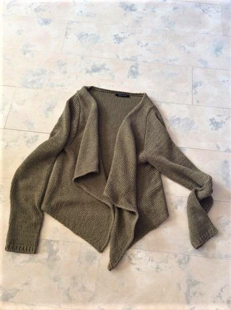 Atypický svetrík bez zapínania, m