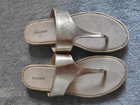 Dámske šľapky, žabky zlaté, graceland,39