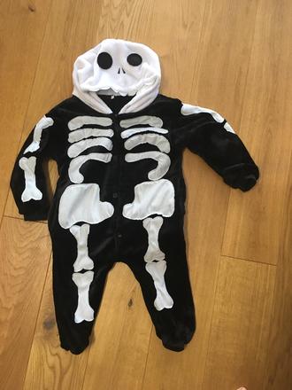Kostým kostry 92, 