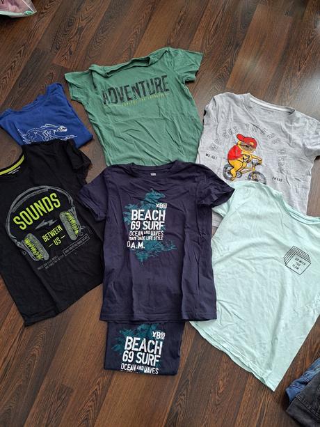 Balík tričiek, 146