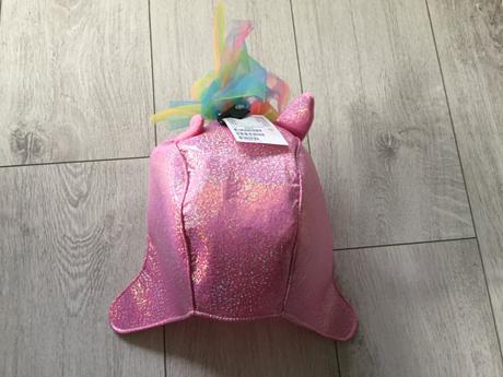 Dievcenska ciapka jednorozec, 