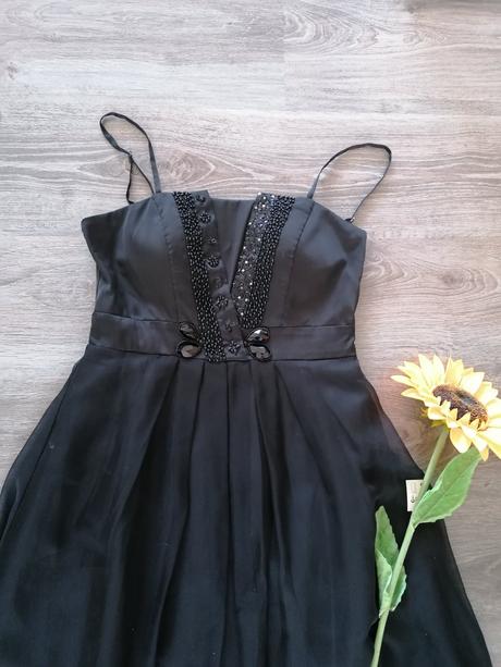 Spoločenské šaty veľkosť s nove, s