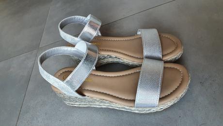 Sandálky top stav 1x obuté na oslavu, graceland,33