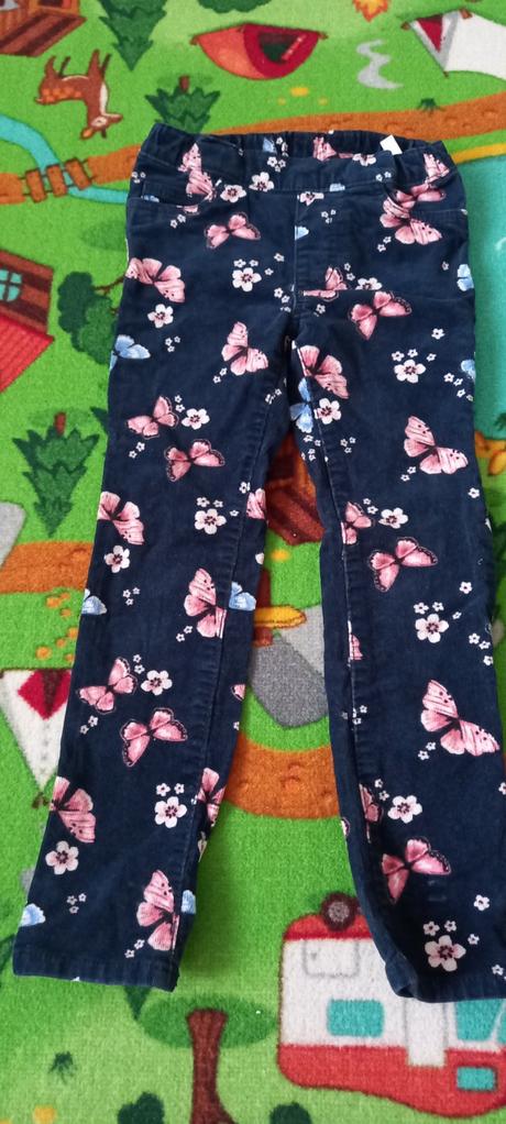 Menčestrové nohavice s motýlmi, h&m,110
