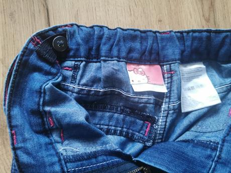 Trištvrtaky, hello kitty,134