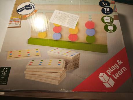 Smallfoot triedenie farieb hra, 