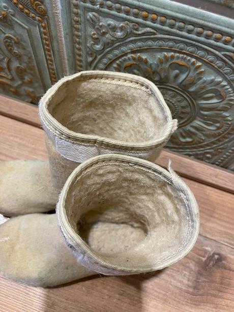 Demar gumáky, demar,24