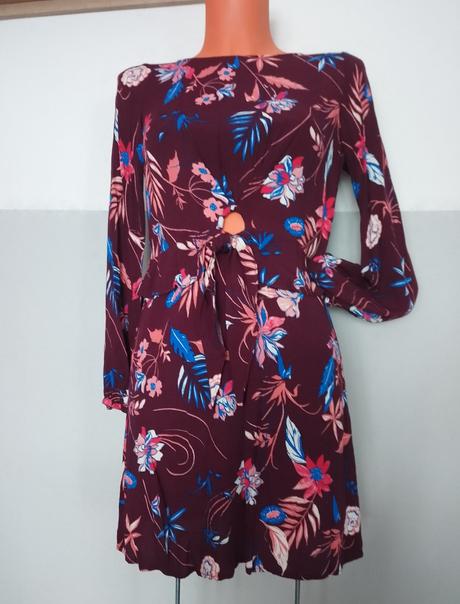 Kvetové šaty v.s, mango,s