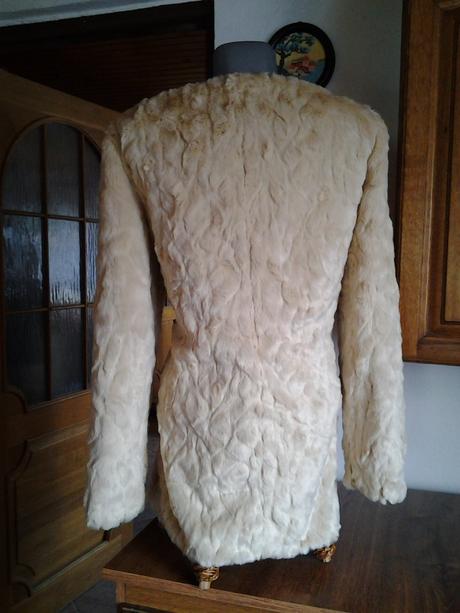 Kozuch kozusinovy zn.f&f ,raz pouzity, f&f,42