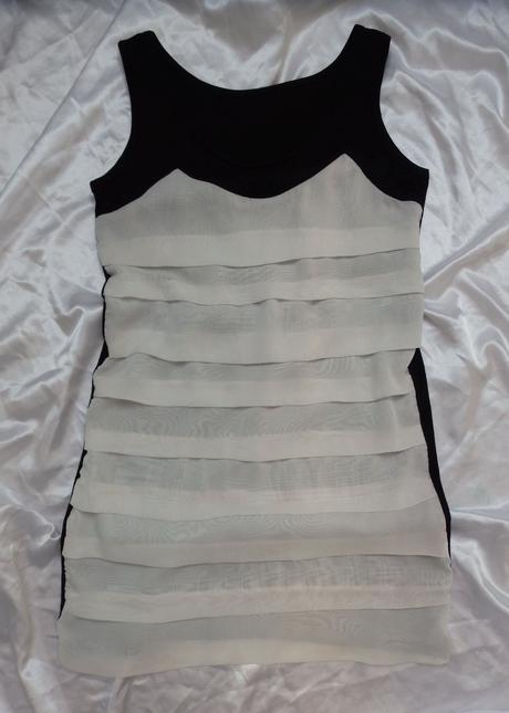 Pekne trendy saty, 36