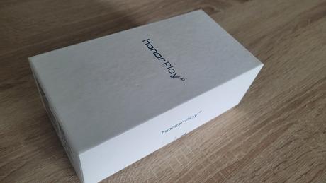 Fialový honor play, huawei