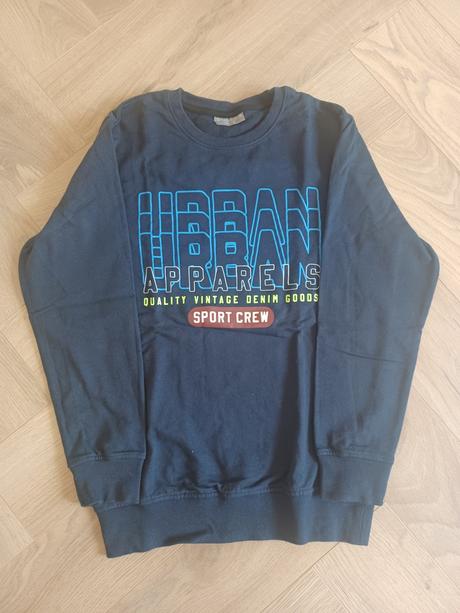 Mikina / hrubšie tričko, 146