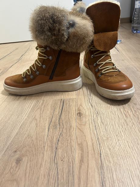 Kožené čižmy s pravou kožušinou, 41