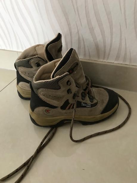 Turistická obuv, 30