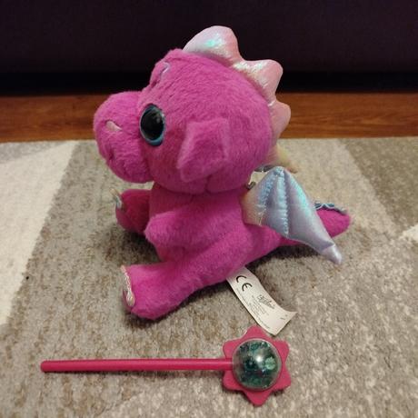 Zvukový dráčik baby born s kúzelnou paličkou,