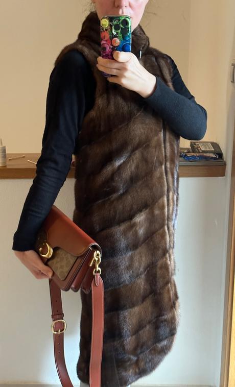Maxi vesta práva norka 36, 36