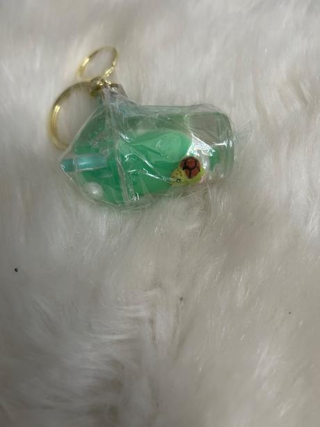 Prívesok na kľúče s plávajúcim zvieratkom, 