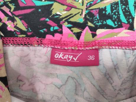 Sukňa kvetinková veľmi pekná v 36, okay,36