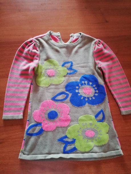 Úpletové šaty, 98